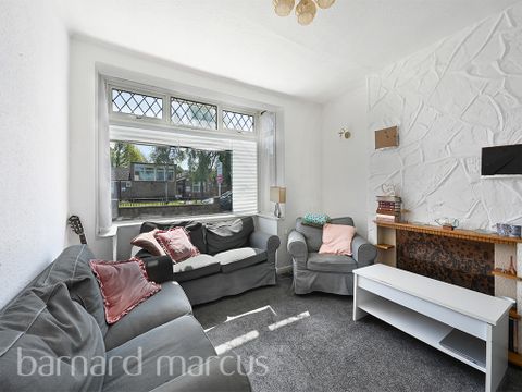 Bond Road, Mitcham CR4