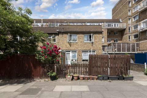 Elf Row, London E1W