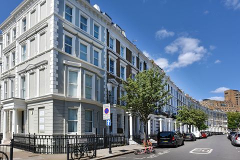 Collingham Place, Earls Court SW5 – další