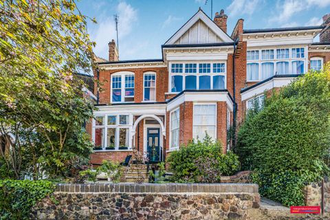 Woodland Rise, London N10