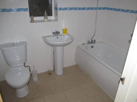 Eastern Avenue, Reading RG1