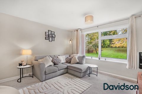 Chad Valley Close, Harborne, Birmingham B17