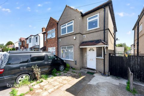 Spring Grove Crescent, Hounslow TW3