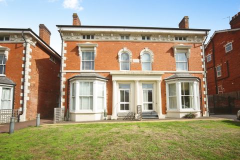 Warwick Road, Solihull B92
