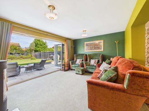 House in Northampton, Abington - View 2
