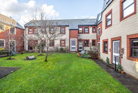 Summerlays Court, Bath, Somerset BA2