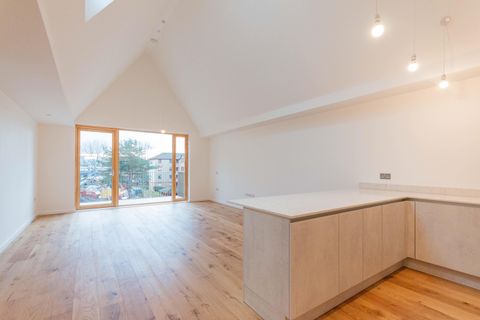 Gylemuir Lane, Edinburgh EH12