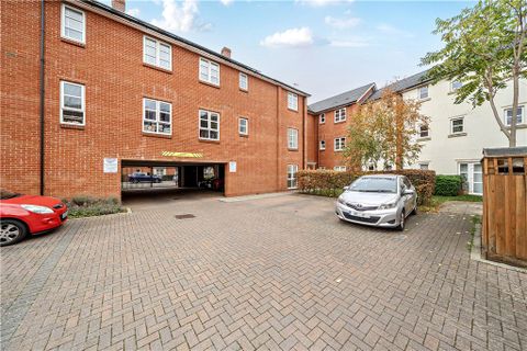 Brickfield Road, Mitcham CR4