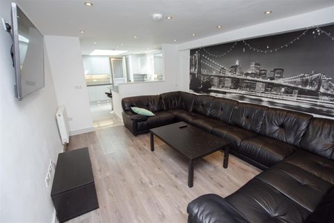 Tiverton Road, Birmingham, West Midlands B29