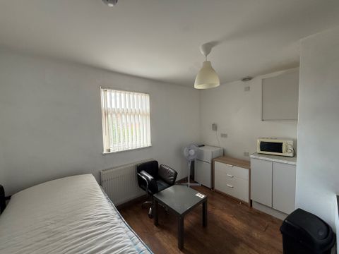 Villiers Street, Coventry CV2, Room to rent