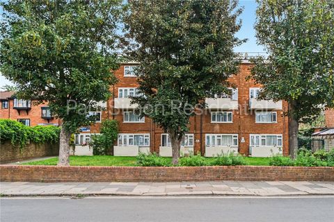 Apartment in London, London Borough of Haringey - View 2