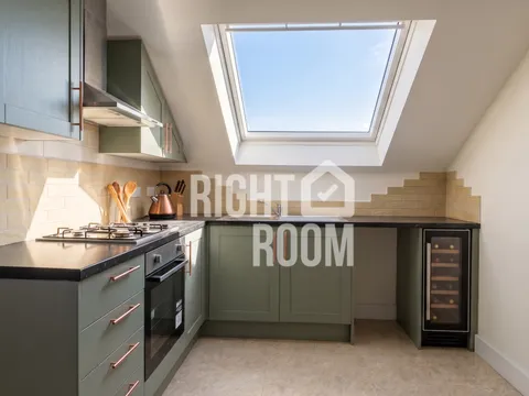 Apartment in Portsmouth, North End - View 5