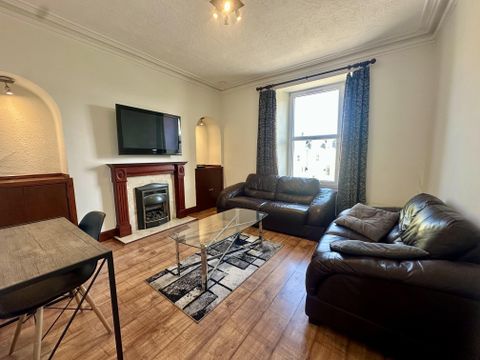 12 Broomhill Road, Aberdeen AB10