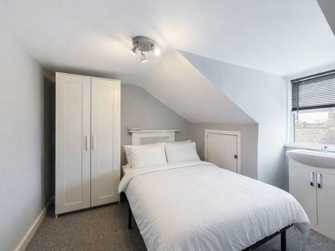 Nelson Street, Greenbank PL4, Room to rent