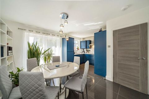 Windermere Road, London SW16