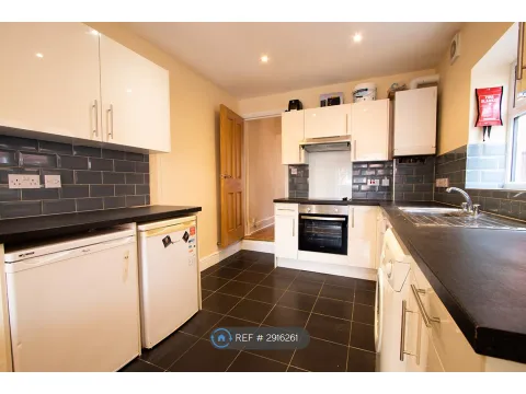 Milton Road, Southampton SO15 – pohled 5