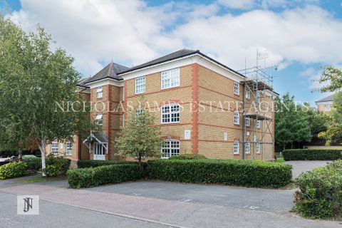 Hanbury Drive, London N21