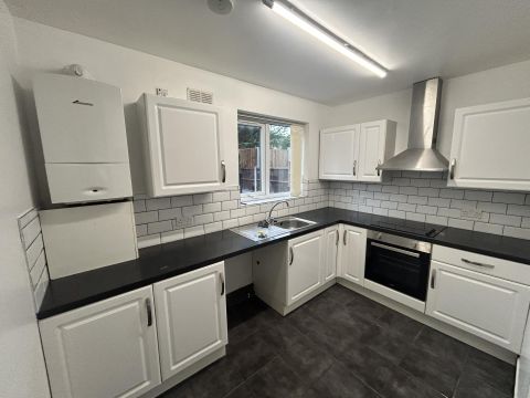 Apartment in Birmingham, West Midlands - View 2