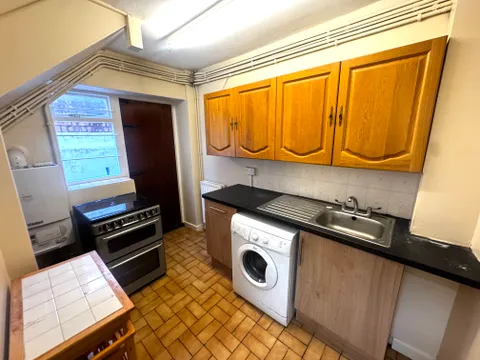 Apartment in Bristol, Tyndall's Park, Kingsdown - View 5