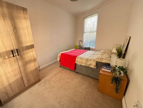 Aigburth Road, Aigburth, Liverpool L17, Room to rent