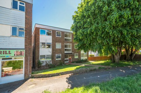 Alfriston Gardens, Southampton, Hampshire SO19