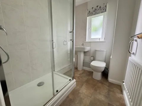 Apartment in Derby, Sunny Hill - View 5