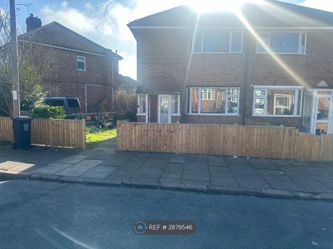 Roydene Crescent, Leicester LE4