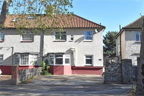 Macarthur Terrace, Charlton Park Road, Charlton, London SE7