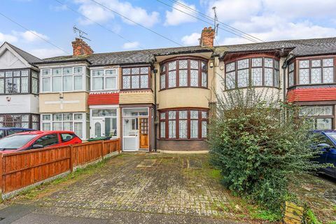Coningsby Gardens, Highams Park E4
