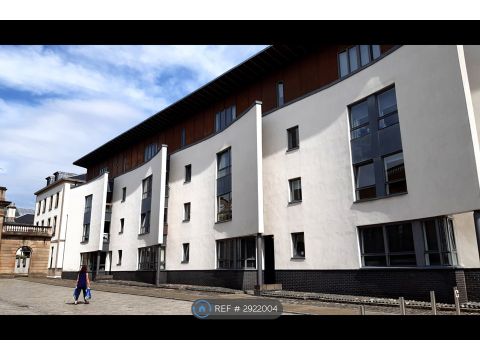 Graham Square, Glasgow G31