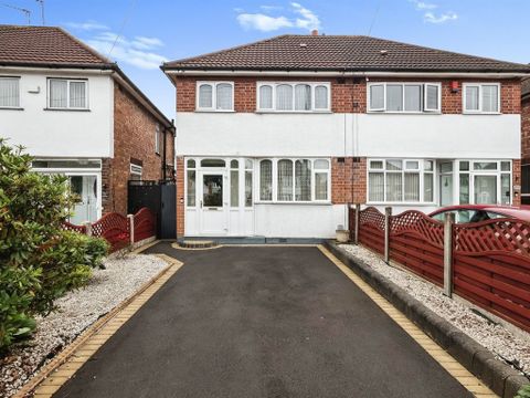 House in Birmingham, West Midlands - View 2