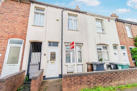 House in Wolverhampton, Tettenhall - View 2