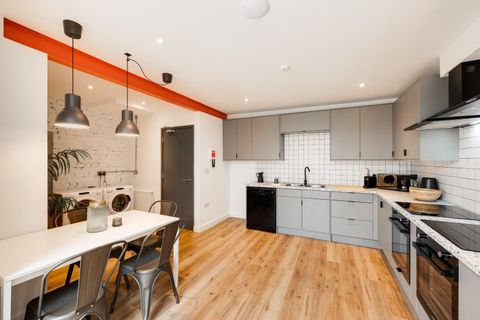 Third Avenue, Bristol BS7