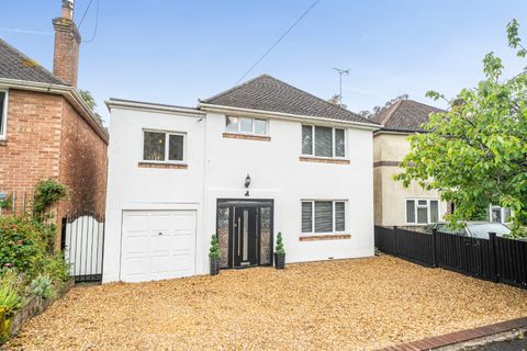 House in Southampton - View 2
