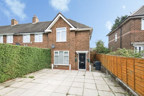 Eatesbrook Road, Birmingham, West Midlands B33