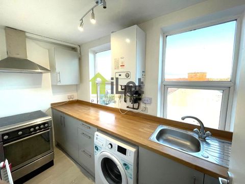 B Kingsley Park Terrace, Northampton NN2 – další