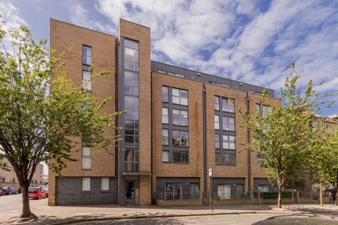 Flat 13, 128 Mcdonald Road, Bellevue, Edinburgh EH7