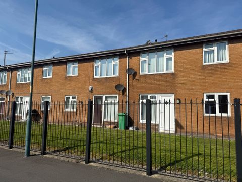 Manilla Walk, Manchester M11