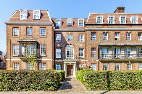 Fortis Green, London N10