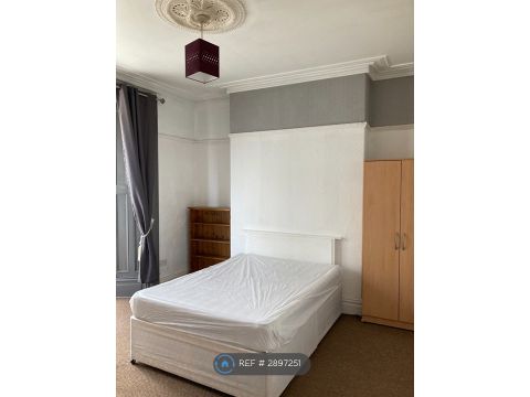 Brynmill Avenue, Brynmill, Swansea SA2 - Więcej