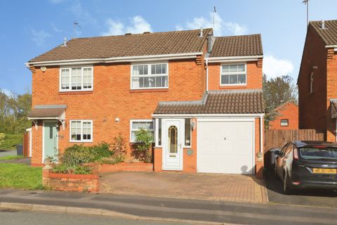 Melrose Drive, Perton Wolverhampton, Staffordshire WV6