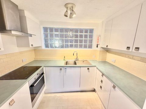 Flat 24, Kings Court, Birmingham B3