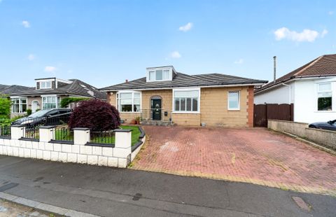 Woodholm Avenue, Glasgow G44