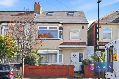 Clarendon Road, London N18