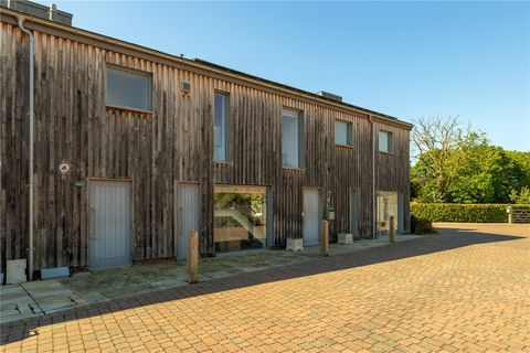 Maris Lane, Trumpington, Cambridge, Cambridgeshire CB2