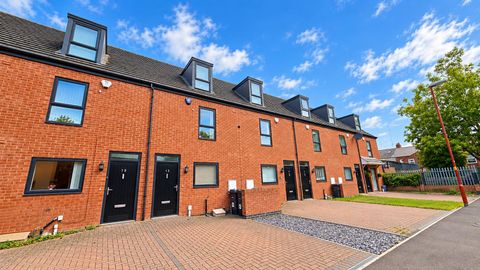 Hudsons Drive, Cotteridge, Birmingham B30