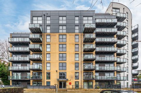 Aragon Court, Kennington, London SE11