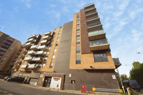 South Street, Romford, Essex RM1