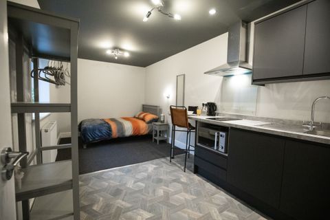 Room 3, Etwall Street DE22, Studio to rent