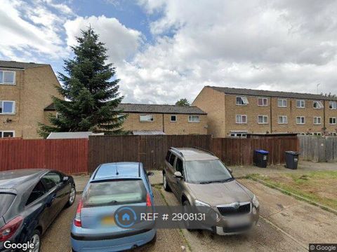 House in Northampton NN3 - View 2